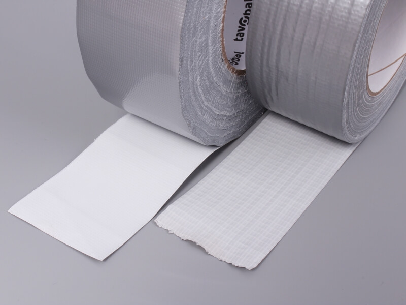 Hustota tkaniny u různých druhů duct tape