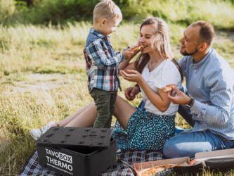Rodinný piknik, termobox na jídlo