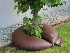 Zavlažovací vak ke stromu DONUT, objem 75 l